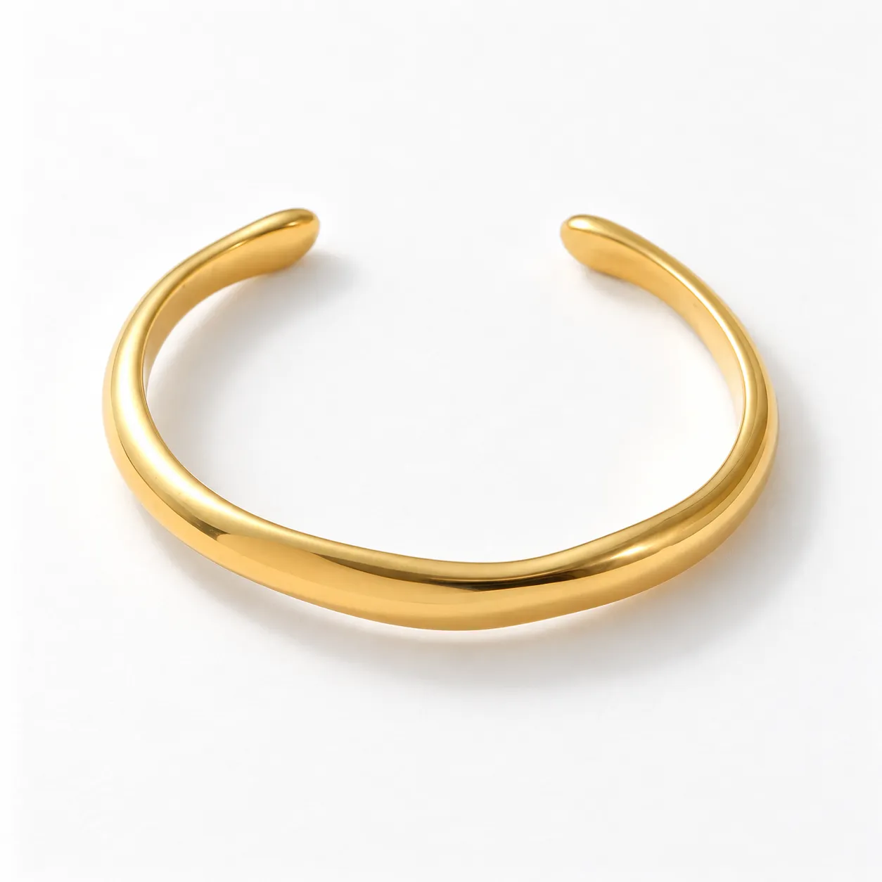 Raised view of the Sculpted Cuff showing its open oval and both rounded ends